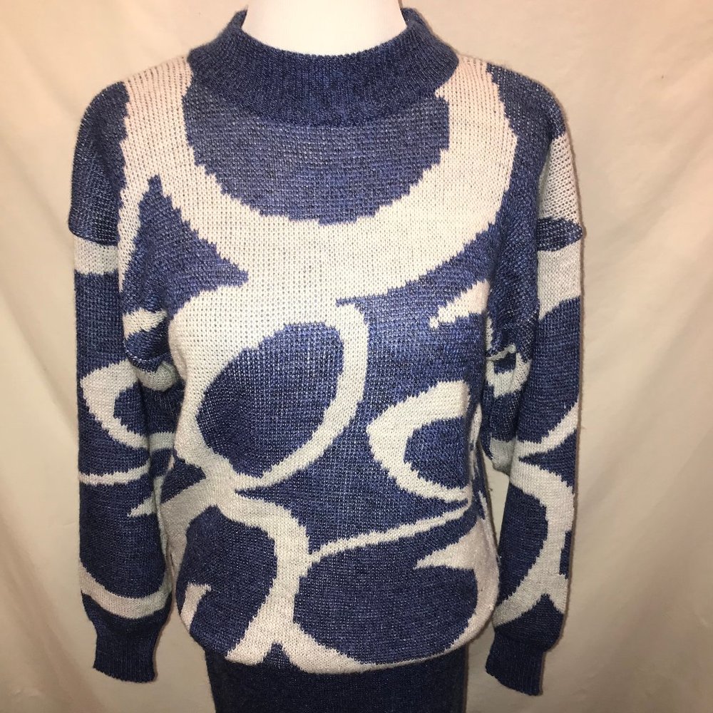 Evian Womens Sweater Skirt Combo